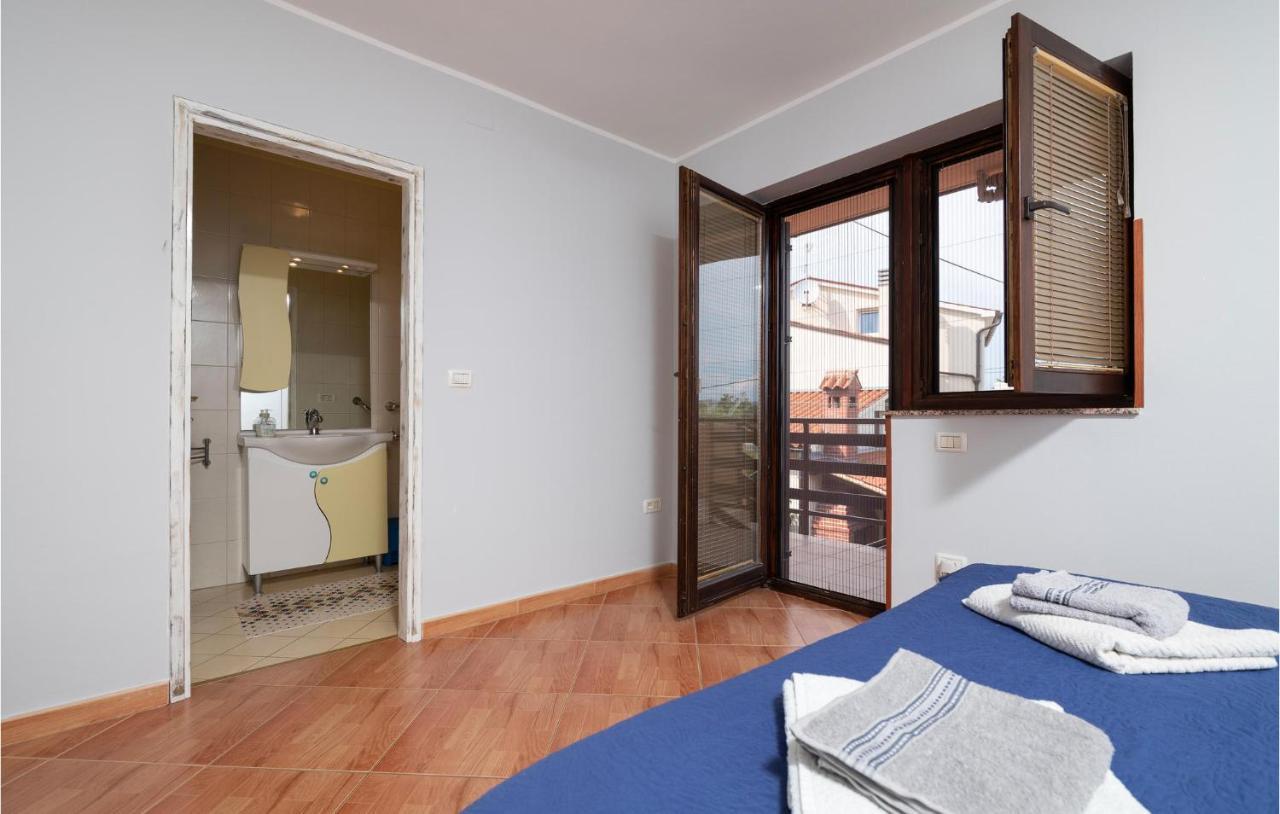 1 Bedroom Amazing Apartment In Peruški Extérieur photo