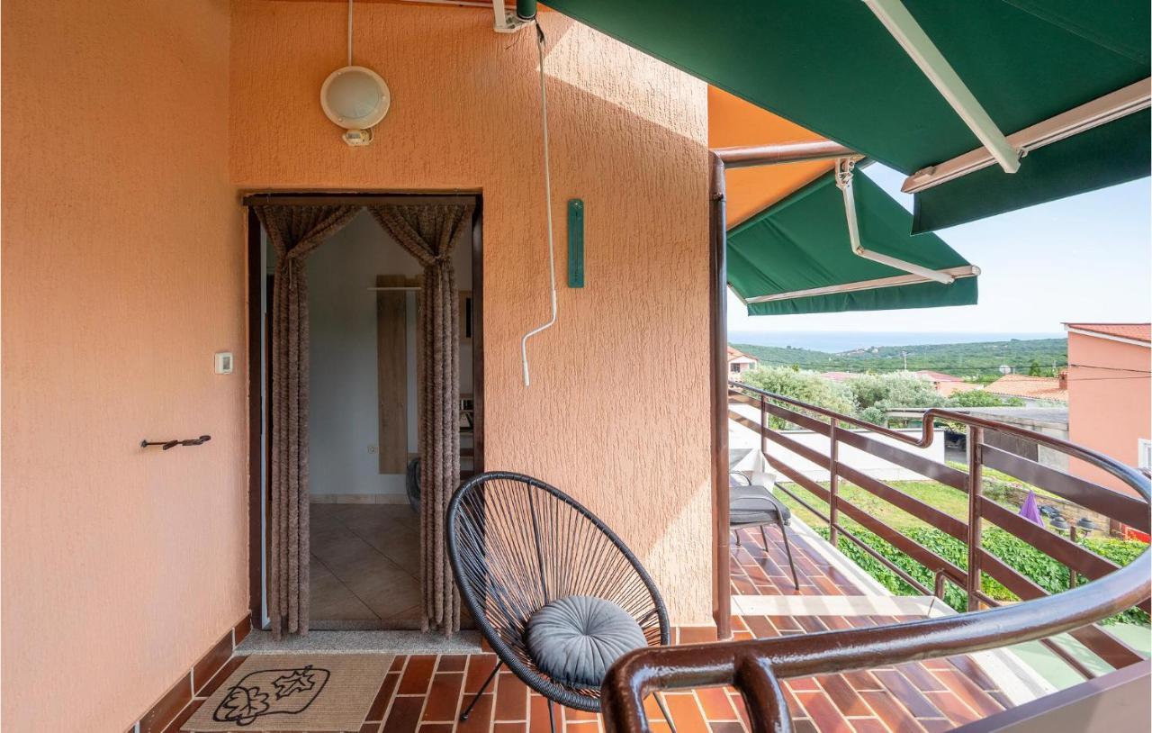 1 Bedroom Amazing Apartment In Peruški Extérieur photo
