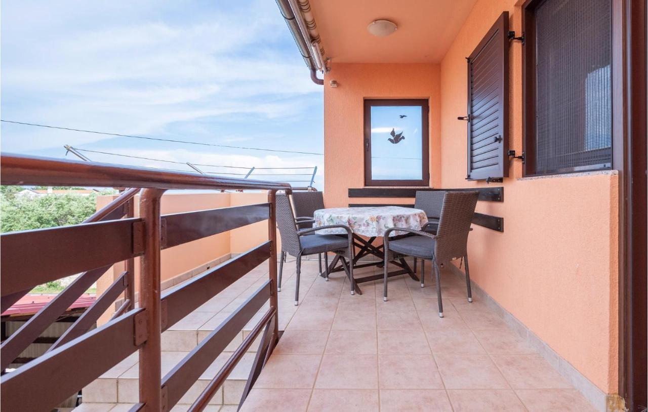 1 Bedroom Amazing Apartment In Peruški Extérieur photo
